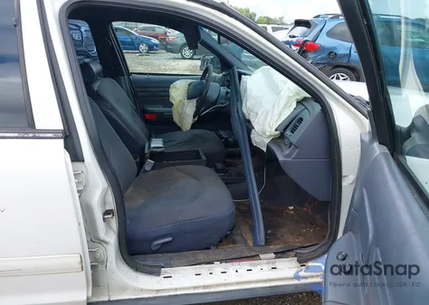 1999 Ford Crown Victoria Police Interceptor from USA, damaged, VIN 2FAFP71WOXX186626